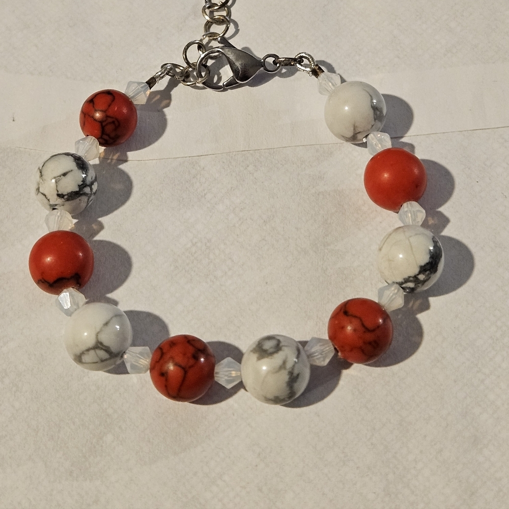 Marbled Beads Red And White Bracelet